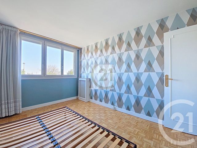 Appartement F4 à vendre - 4 pièces - 75.66 m2 - VITRY SUR SEINE - 94 - ILE-DE-FRANCE - Century 21 Raspail