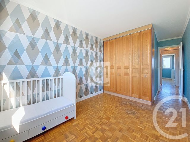 Appartement F4 à vendre - 4 pièces - 75.66 m2 - VITRY SUR SEINE - 94 - ILE-DE-FRANCE - Century 21 Raspail