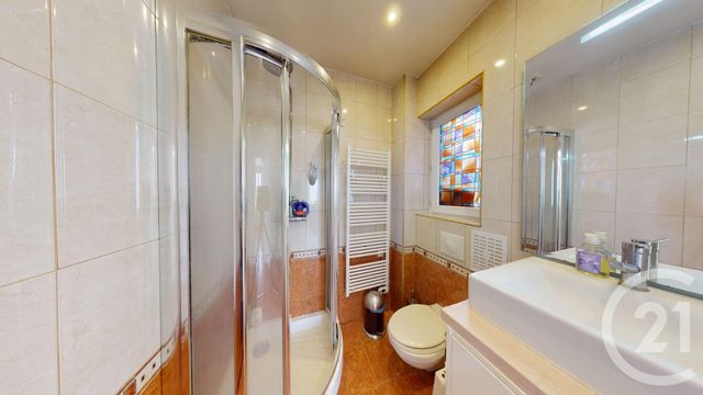 Afficher la photo en grand Appartement F2 à vendre - 2 pièces - 50.43 m2 - VITRY SUR SEINE - 94 - ILE-DE-FRANCE - Century 21 Raspail