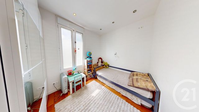 Afficher la photo en grand Appartement F2 à vendre - 2 pièces - 50.43 m2 - VITRY SUR SEINE - 94 - ILE-DE-FRANCE - Century 21 Raspail