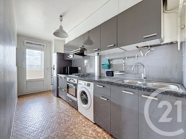 Appartement F3 à vendre - 3 pièces - 55.13 m2 - VITRY SUR SEINE - 94 - ILE-DE-FRANCE - Century 21 Raspail