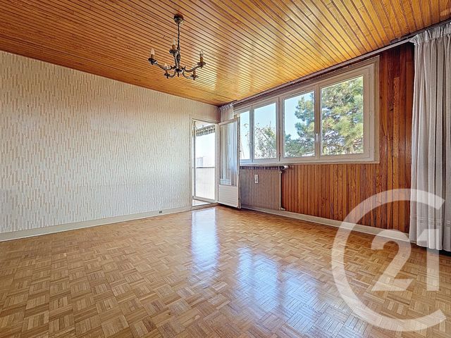 Afficher la photo en grand Appartement F4 à vendre - 4 pièces - 74.63 m2 - VITRY SUR SEINE - 94 - ILE-DE-FRANCE - Century 21 Raspail