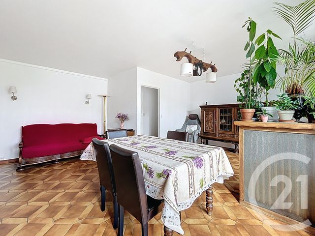 Appartement à vendre - 4 pièces - 66.91 m2 - VITRY SUR SEINE - 94 - ILE-DE-FRANCE - Century 21 Raspail
