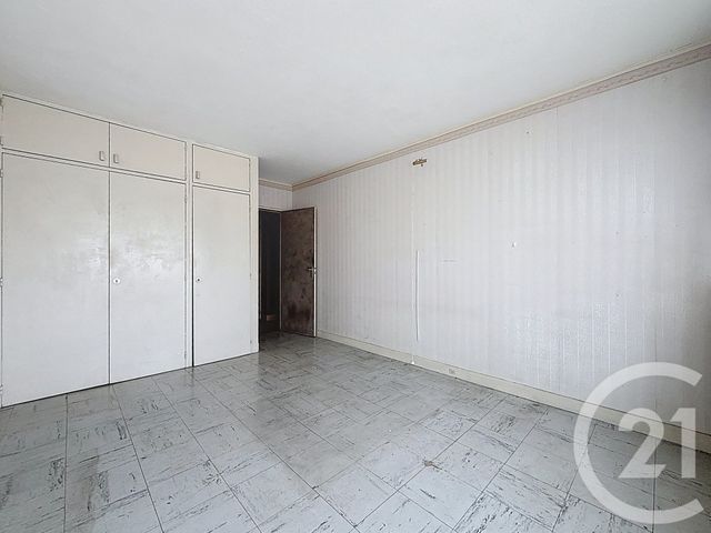 Appartement à vendre - 2 pièces - 56.5 m2 - VITRY SUR SEINE - 94 - ILE-DE-FRANCE - Century 21 Raspail