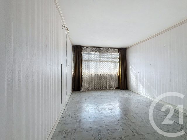 Appartement à vendre - 2 pièces - 56.5 m2 - VITRY SUR SEINE - 94 - ILE-DE-FRANCE - Century 21 Raspail