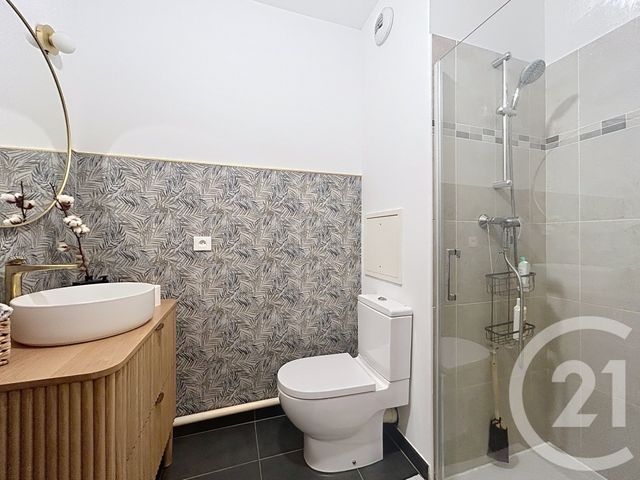 Afficher la photo en grand Appartement F4 à vendre - 4 pièces - 76.5 m2 - VITRY SUR SEINE - 94 - ILE-DE-FRANCE - Century 21 Raspail
