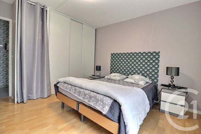 Appartement F3 à vendre - 3 pièces - 74.6 m2 - VITRY SUR SEINE - 94 - ILE-DE-FRANCE - Century 21 Raspail