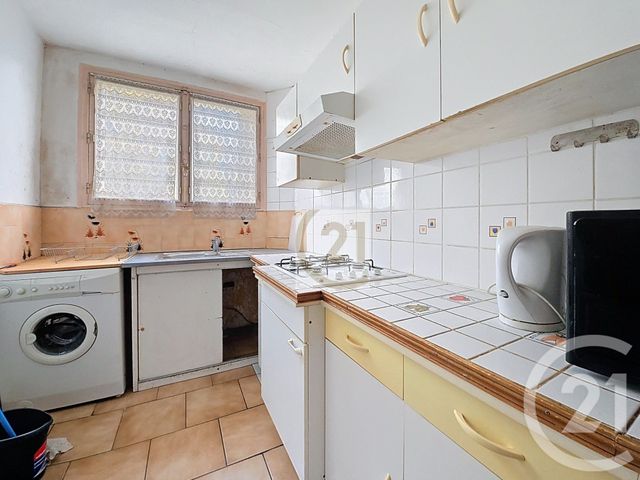 Appartement F4 à vendre - 4 pièces - 63.31 m2 - VITRY SUR SEINE - 94 - ILE-DE-FRANCE - Century 21 Raspail