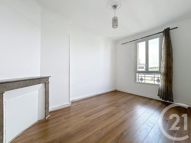 Appartement F2 à vendre - 2 pièces - 42.1 m2 - VITRY SUR SEINE - 94 - ILE-DE-FRANCE - Century 21 Raspail
