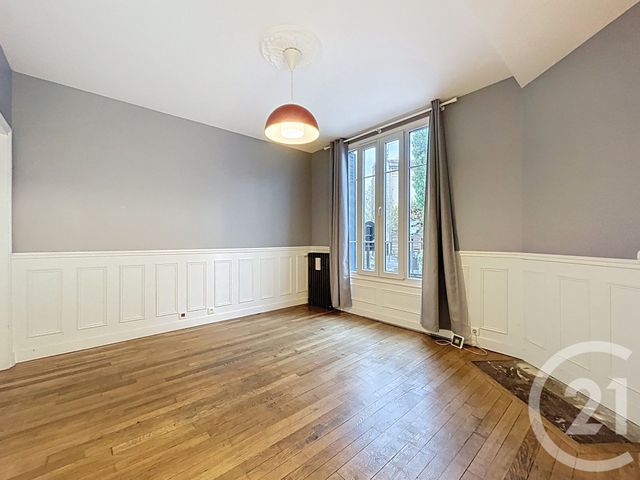 maison à vendre - 6 pièces - 120.0 m2 - VITRY SUR SEINE - 94 - ILE-DE-FRANCE - Century 21 Raspail