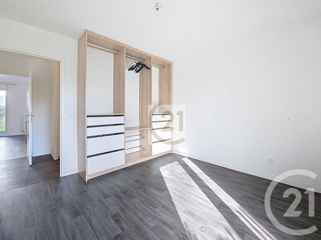 Appartement F3 à vendre - 3 pièces - 64.51 m2 - VITRY SUR SEINE - 94 - ILE-DE-FRANCE - Century 21 Raspail