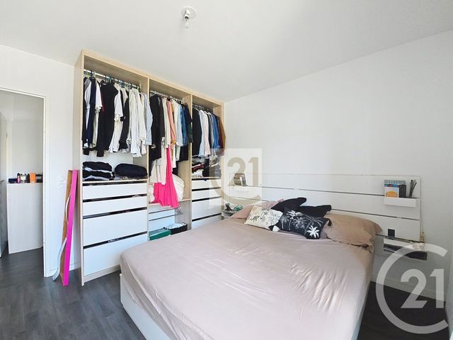 Appartement F3 à vendre - 3 pièces - 64.51 m2 - VITRY SUR SEINE - 94 - ILE-DE-FRANCE - Century 21 Raspail