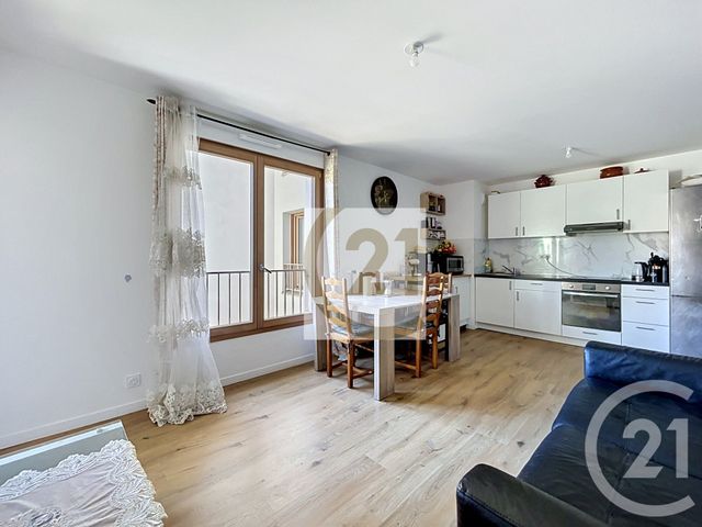 Appartement F2 à vendre - 2 pièces - 47.0 m2 - VITRY SUR SEINE - 94 - ILE-DE-FRANCE - Century 21 Raspail