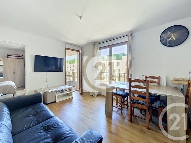 Appartement F2 à vendre - 2 pièces - 47.0 m2 - VITRY SUR SEINE - 94 - ILE-DE-FRANCE - Century 21 Raspail