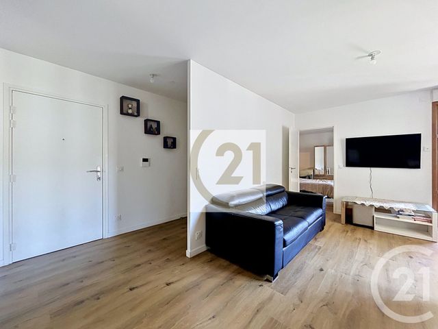 Appartement F2 à vendre - 2 pièces - 47.0 m2 - VITRY SUR SEINE - 94 - ILE-DE-FRANCE - Century 21 Raspail