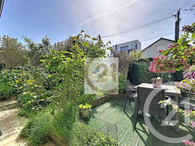 maison à vendre - 6 pièces - 91.0 m2 - VITRY SUR SEINE - 94 - ILE-DE-FRANCE - Century 21 Raspail