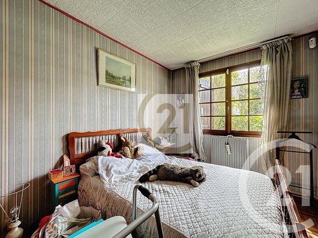 maison à vendre - 6 pièces - 91.0 m2 - VITRY SUR SEINE - 94 - ILE-DE-FRANCE - Century 21 Raspail