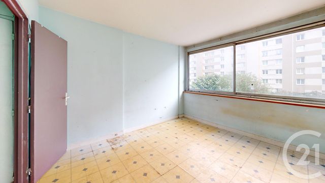 Appartement F4 à vendre - 4 pièces - 77.04 m2 - VITRY SUR SEINE - 94 - ILE-DE-FRANCE - Century 21 Raspail