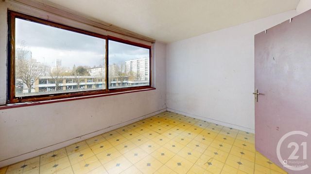 Appartement F4 à vendre - 4 pièces - 77.04 m2 - VITRY SUR SEINE - 94 - ILE-DE-FRANCE - Century 21 Raspail
