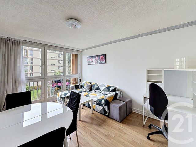 Appartement à vendre - 3 pièces - 52.58 m2 - VITRY SUR SEINE - 94 - ILE-DE-FRANCE - Century 21 Raspail