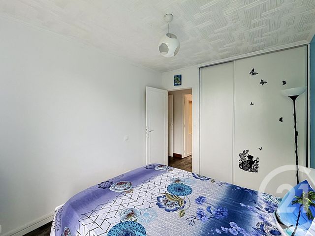 Appartement à vendre - 3 pièces - 52.58 m2 - VITRY SUR SEINE - 94 - ILE-DE-FRANCE - Century 21 Raspail
