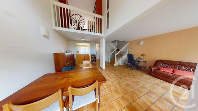 maison à vendre - 6 pièces - 106.4 m2 - VITRY SUR SEINE - 94 - ILE-DE-FRANCE - Century 21 Raspail