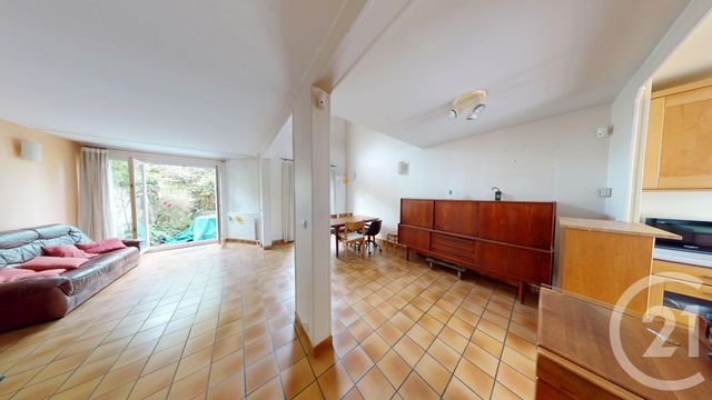 maison à vendre - 6 pièces - 106.4 m2 - VITRY SUR SEINE - 94 - ILE-DE-FRANCE - Century 21 Raspail