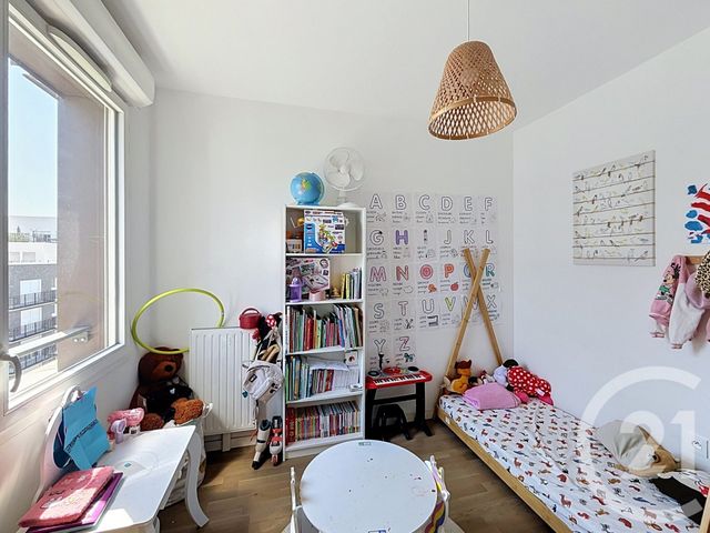 Appartement à vendre - 3 pièces - 63.77 m2 - VITRY SUR SEINE - 94 - ILE-DE-FRANCE - Century 21 Raspail