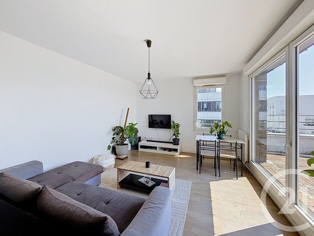 Appartement à vendre - 3 pièces - 63.77 m2 - VITRY SUR SEINE - 94 - ILE-DE-FRANCE - Century 21 Raspail