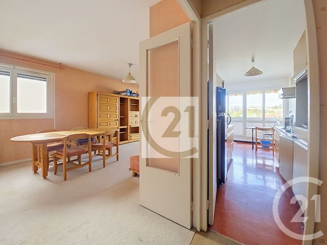 Appartement T5 à vendre - 5 pièces - 101.0 m2 - VITRY SUR SEINE - 94 - ILE-DE-FRANCE - Century 21 Raspail