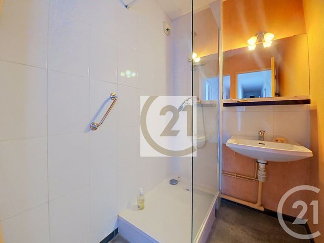 Appartement T5 à vendre - 5 pièces - 101.0 m2 - VITRY SUR SEINE - 94 - ILE-DE-FRANCE - Century 21 Raspail