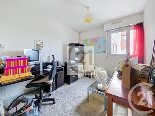 Appartement T5 à vendre - 5 pièces - 101.0 m2 - VITRY SUR SEINE - 94 - ILE-DE-FRANCE - Century 21 Raspail