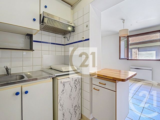 Appartement F1 à vendre - 1 pièce - 18.0 m2 - VITRY SUR SEINE - 94 - ILE-DE-FRANCE - Century 21 Raspail