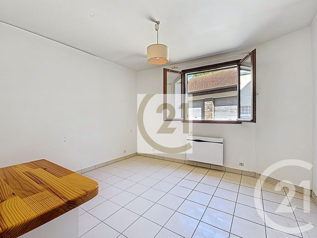 Appartement F1 à vendre - 1 pièce - 18.0 m2 - VITRY SUR SEINE - 94 - ILE-DE-FRANCE - Century 21 Raspail