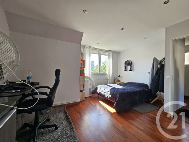 maison à vendre - 4 pièces - 145.36 m2 - VITRY SUR SEINE - 94 - ILE-DE-FRANCE - Century 21 Raspail