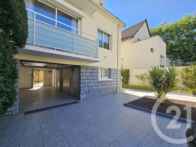 maison à vendre - 4 pièces - 145.36 m2 - VITRY SUR SEINE - 94 - ILE-DE-FRANCE - Century 21 Raspail