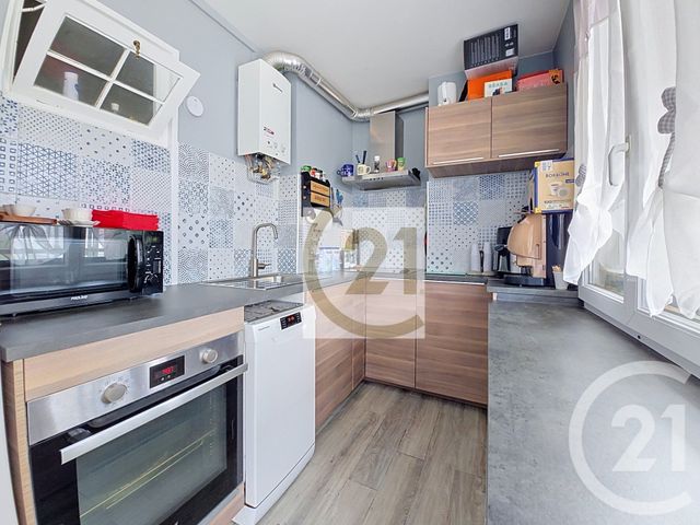 Appartement F2 à vendre - 2 pièces - 38.59 m2 - VITRY SUR SEINE - 94 - ILE-DE-FRANCE - Century 21 Raspail