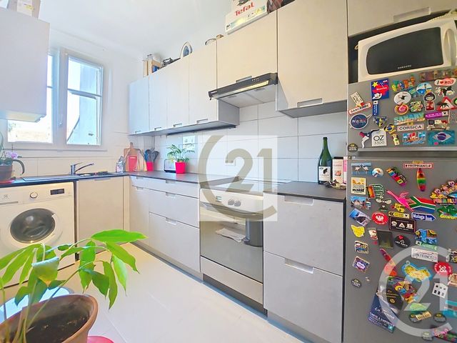Appartement F2 à vendre - 2 pièces - 41.56 m2 - VITRY SUR SEINE - 94 - ILE-DE-FRANCE - Century 21 Raspail