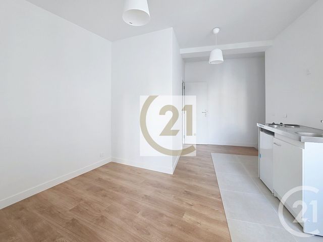 Appartement F2 à vendre - 2 pièces - 31.03 m2 - IVRY SUR SEINE - 94 - ILE-DE-FRANCE - Century 21 Raspail