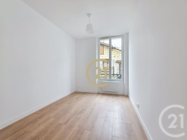 Appartement Studio à vendre - 1 pièce - 19.39 m2 - IVRY SUR SEINE - 94 - ILE-DE-FRANCE - Century 21 Raspail