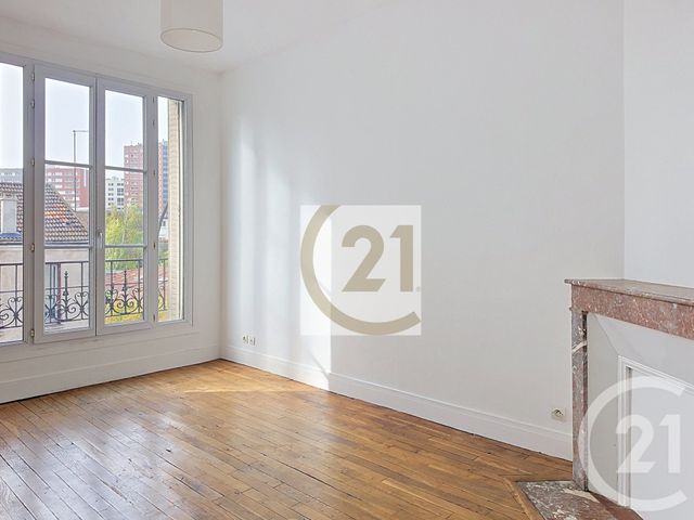 Appartement F2 à vendre - 2 pièces - 43.3 m2 - IVRY SUR SEINE - 94 - ILE-DE-FRANCE - Century 21 Raspail