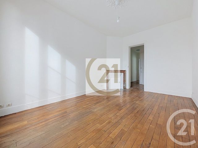 Appartement F2 à vendre - 2 pièces - 35.01 m2 - IVRY SUR SEINE - 94 - ILE-DE-FRANCE - Century 21 Raspail