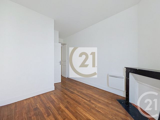 Appartement F2 à vendre - 2 pièces - 35.01 m2 - IVRY SUR SEINE - 94 - ILE-DE-FRANCE - Century 21 Raspail