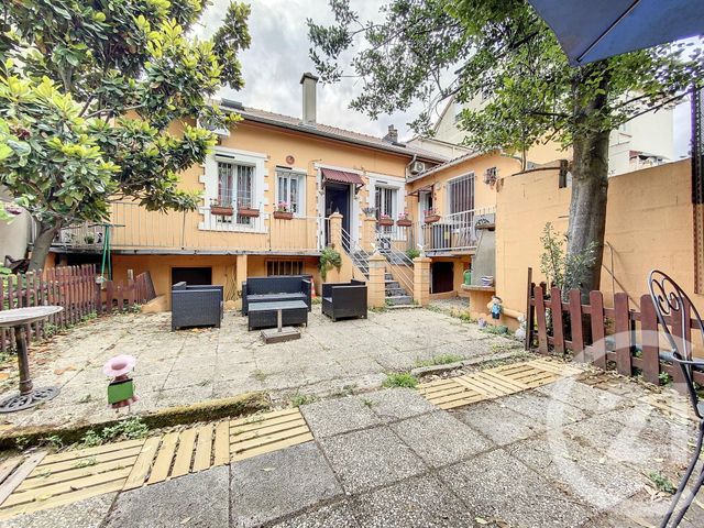 maison à vendre - 5 pièces - 137.16 m2 - VITRY SUR SEINE - 94 - ILE-DE-FRANCE - Century 21 Raspail