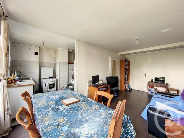 Appartement F5 à vendre - 5 pièces - 80.09 m2 - VITRY SUR SEINE - 94 - ILE-DE-FRANCE - Century 21 Raspail
